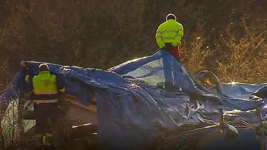 Así se produjo el accidente de autobús de Cerdedo, según la reconstrucción de la Guardia Civil.