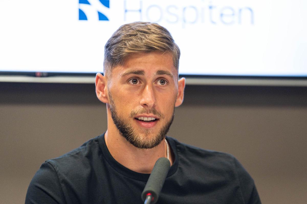 Presentación de tres fichajes del CD Tenerife: Pittón, Baba y Jorge Moreno Presentación de tres fichajes del CD Tenerife: Pittón, Baba y Jorge Moreno