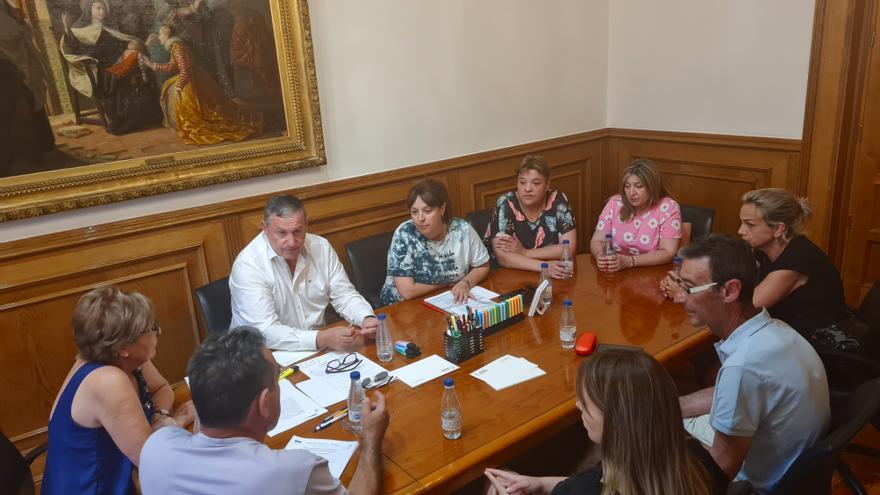 El nuevo presidente de la Diputación de Zamora se reúne con la empresa de limpieza Royal Clean