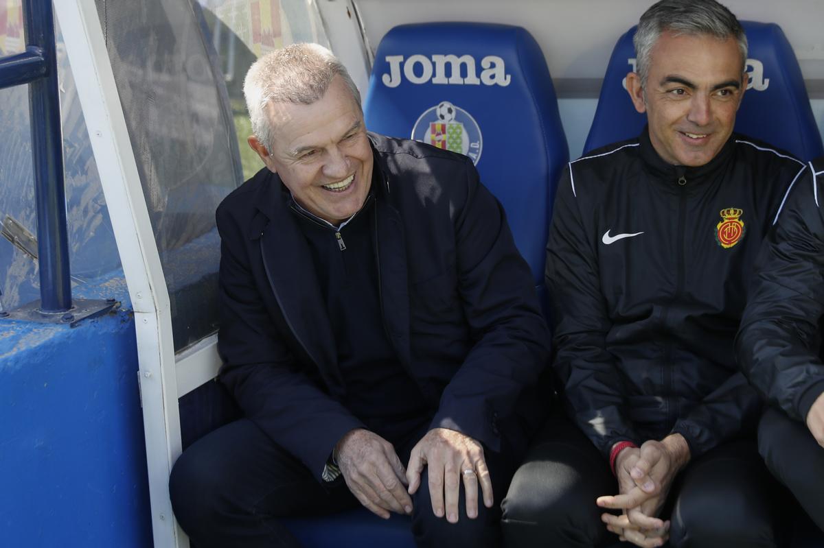 Aguirre, junto a segundo Toni Amor, en el Coliseum Alfonso Pérez.