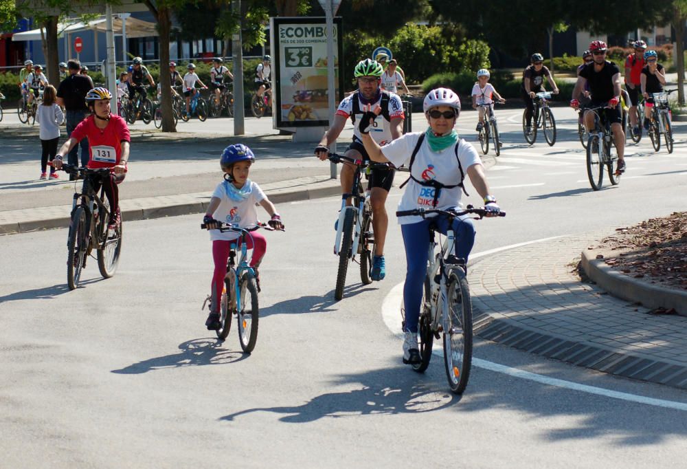 La Decabike reuneix uns 300 amants de la bici a Manresa