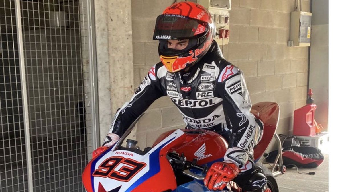 Marc Márquez ha vuelto a la acción para probarse con una Honda de serie