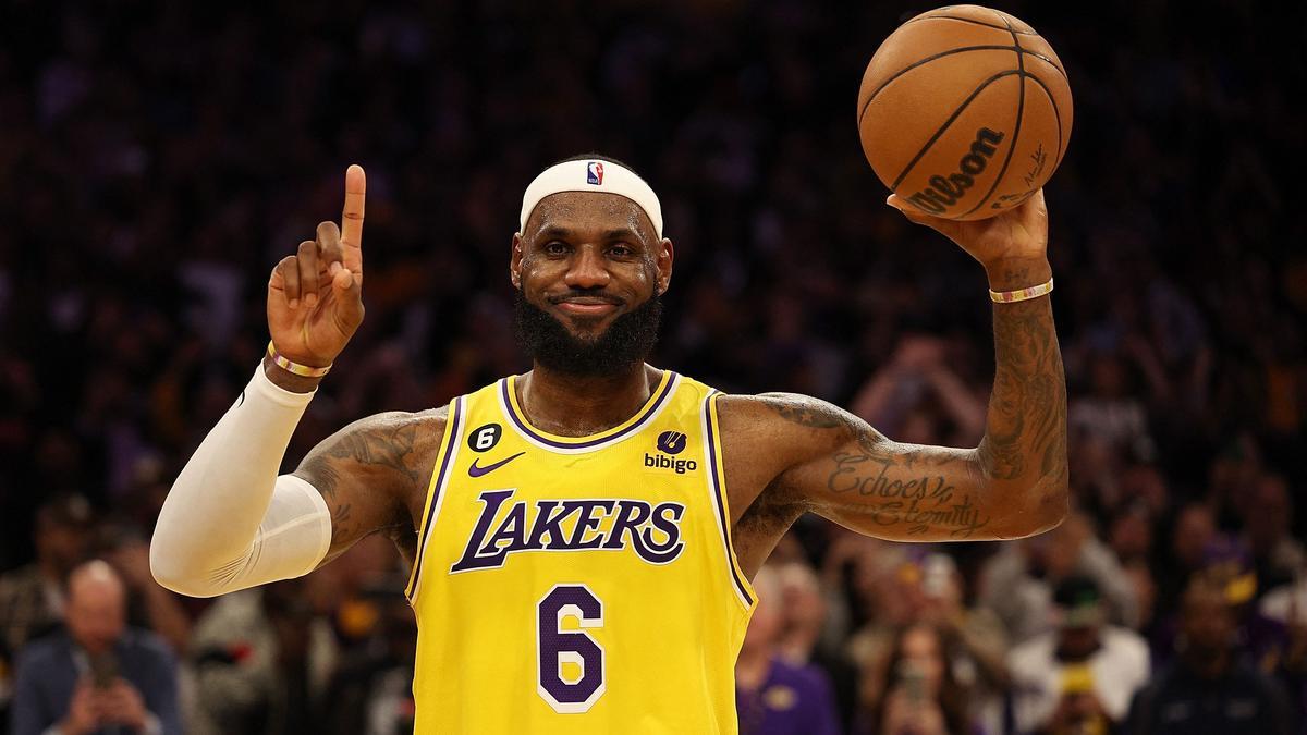 LeBron James, máximo anotador histórico de la NBA