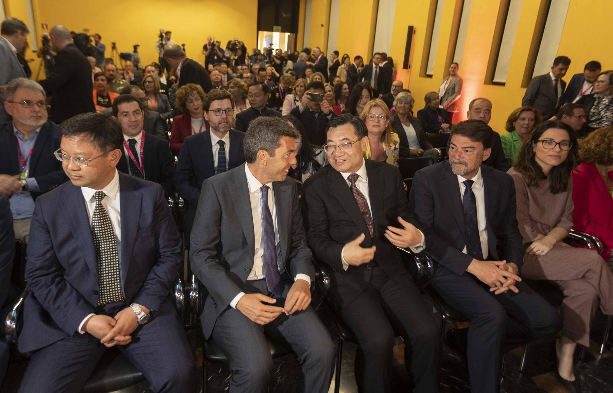 La inauguración de la exposición El legado de las dinastías Qin y Han. Los guerreros de Xian