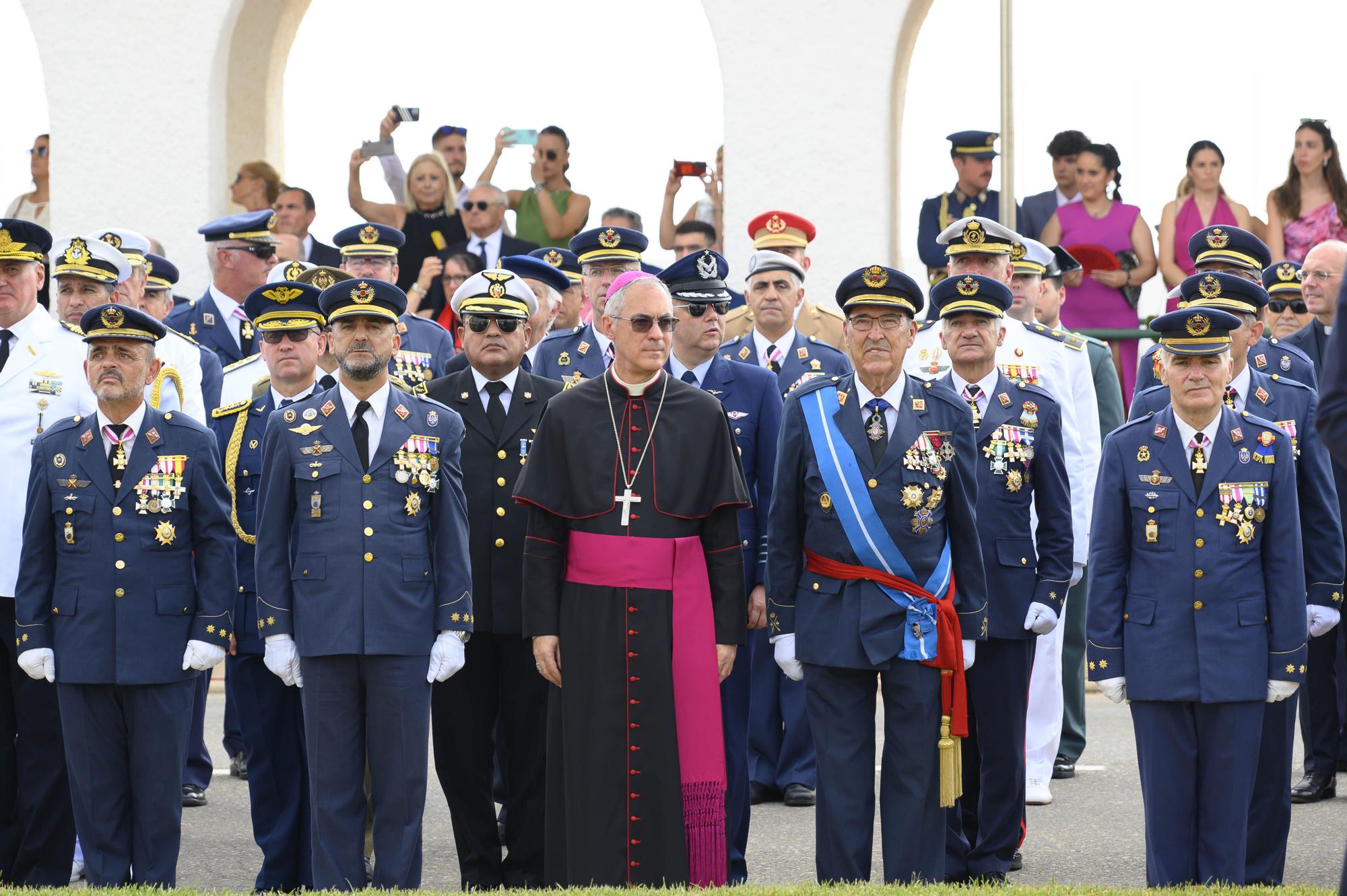 Las imágenes de la visita del rey Felipe VI en la Academia General del Aire de San Javier