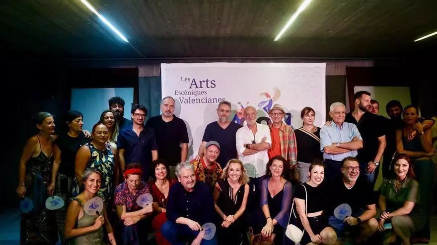 Avetid reivindica el valor cultural, social y económico de las artes escénicas en una fiesta en el TEM