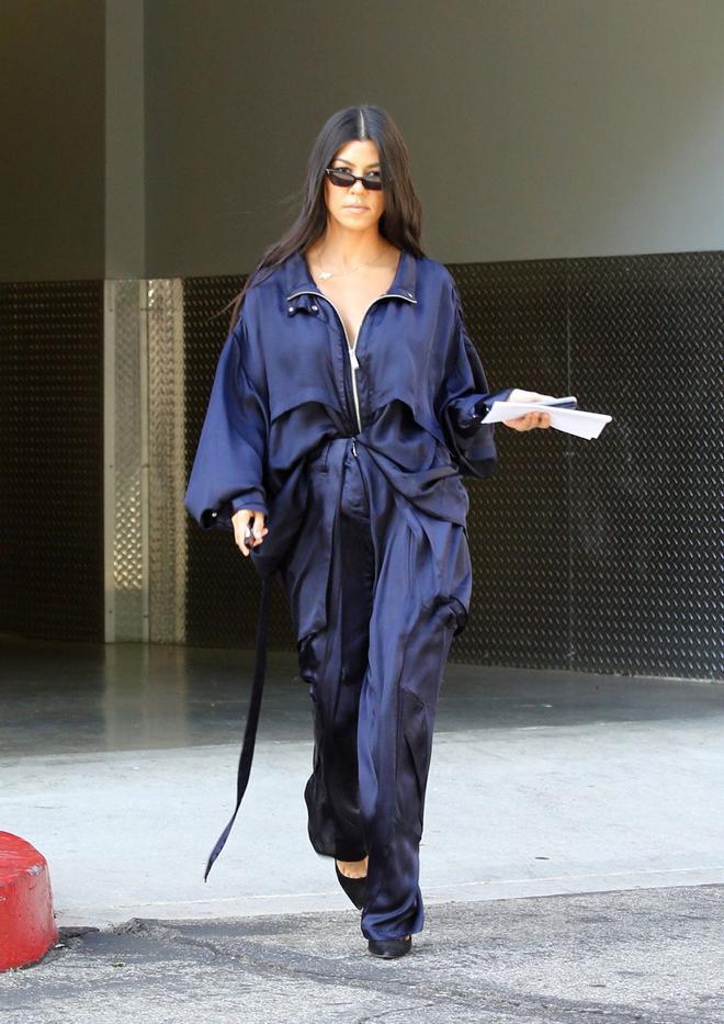 Kourtney Kardashian sale así a la calle