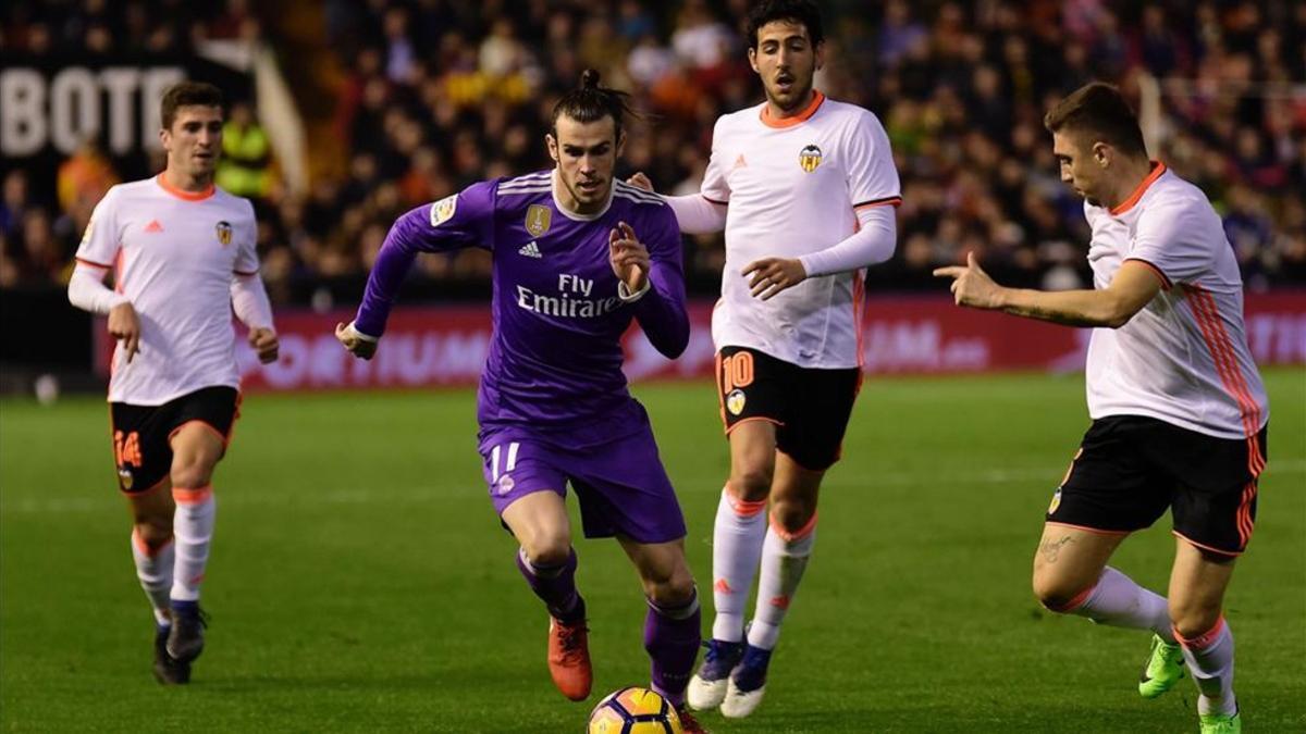 Gayà podría ser nuevo compañero de Bale la próxima temporada