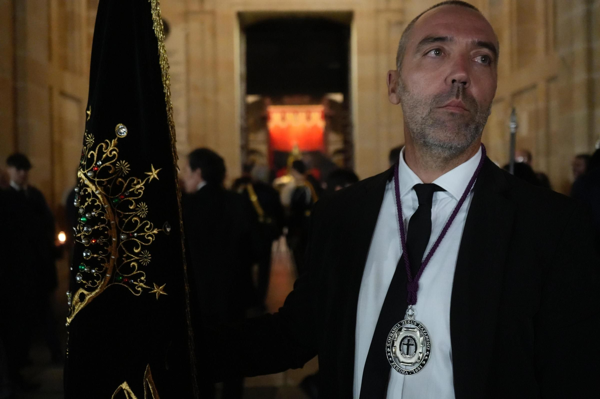GALERIA | Zamora acompaña a Virgen de la Soledad en su vuelta a casa