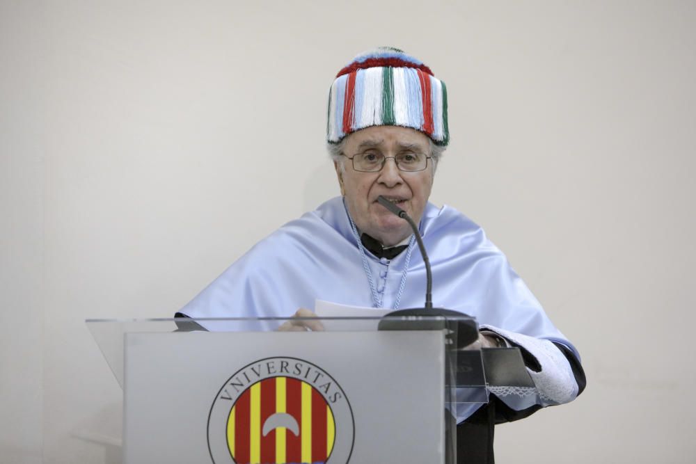 Joan Veny, doctor honoris causa de la UIB