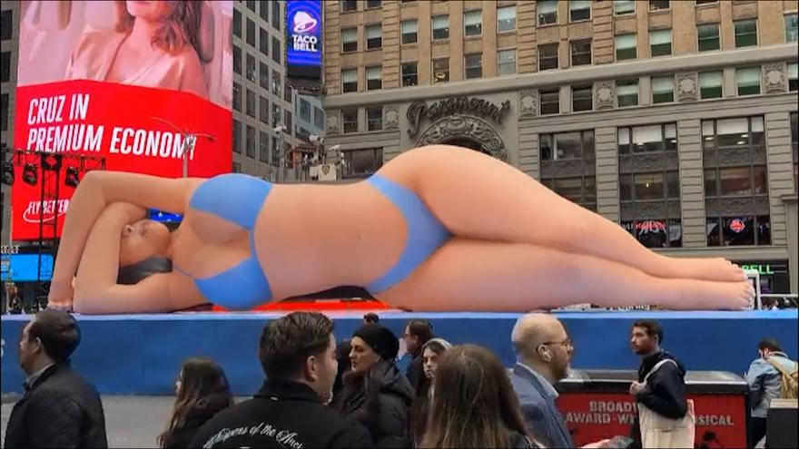 Una Kim Kardashian de 18 metros conquista Times Square