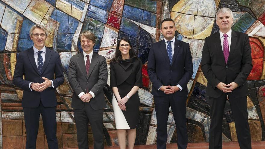 Galicia, Asturias y Murcia reiteran en Santiago que la propuesta de reforma del sistema de financiación autonómica lamina el «principio de igualdad»