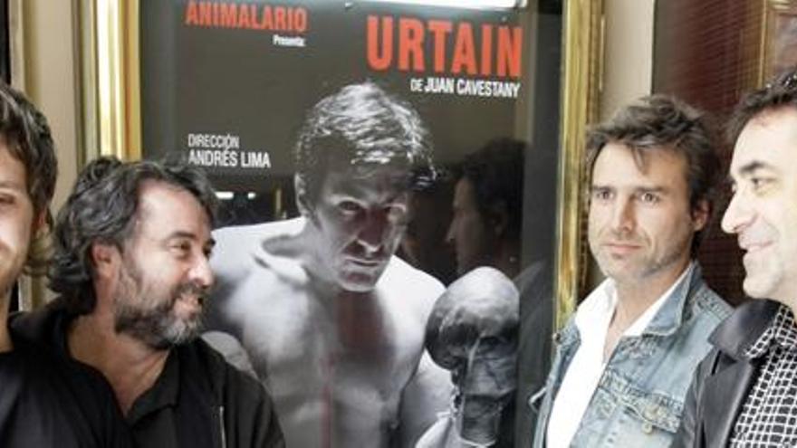 Raúl Arévalo, Andrés Lima y Alberto San Juan, en la presentación de 'Urtain'.
