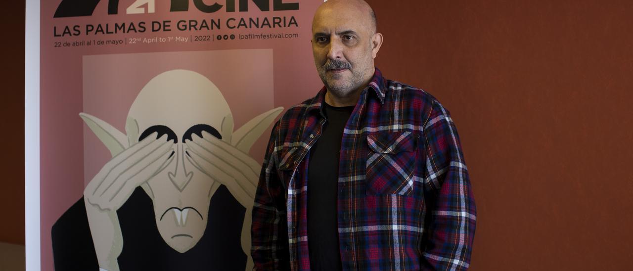 El director y guionista de origen argentino y afincado en Francia, Gaspar Noé, antes de la rueda de prensa realizada este sábado en la capital grancanaria.