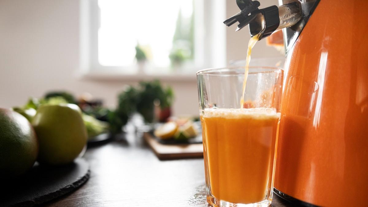 This is a simple juice with Botox effect to take care of your skin