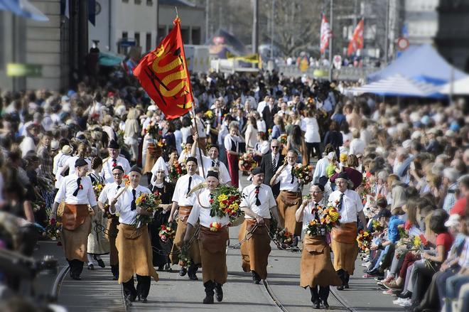 Desfile del Festival de la Primavera de Zúrich.