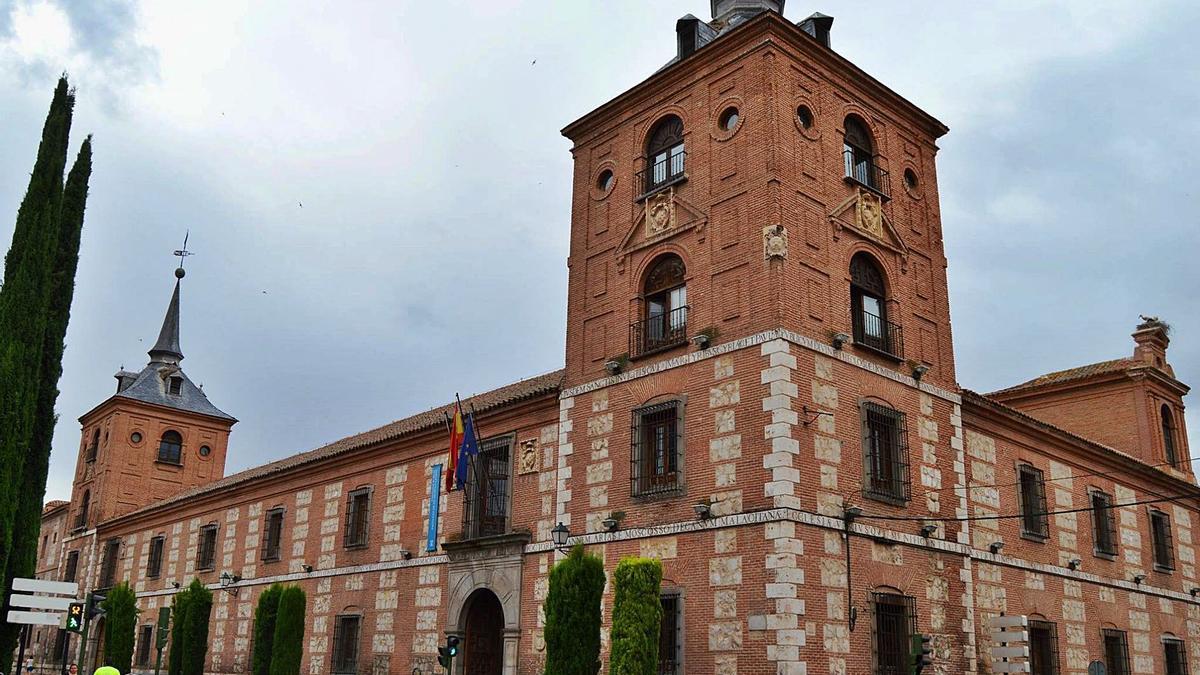 Colegio de San Ciriaco y Santa Paula o de Málaga, en Alcalá de Henares.