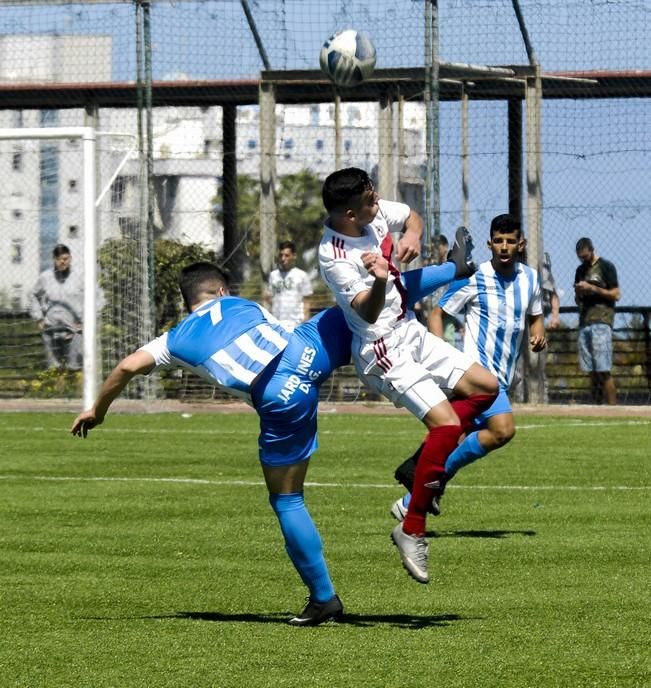 FUTBOL JUVENIL: HURACAN-TAHICHE