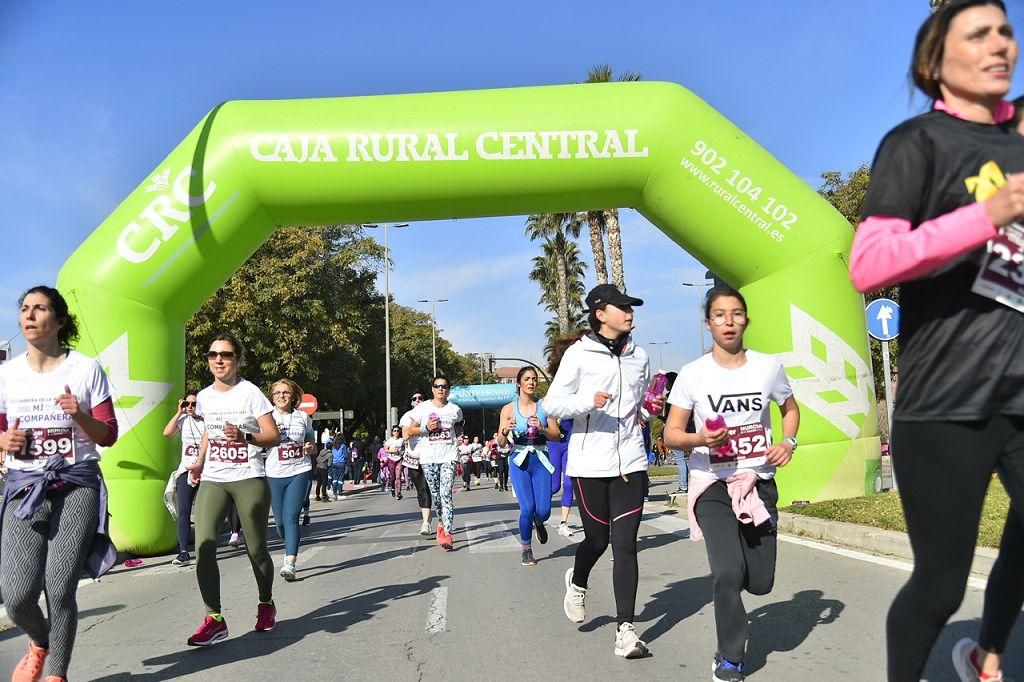 Carrera de la Mujer: recorrido por avenida de los Pinos, Juan Carlos I y Cárcel Vieja (2)