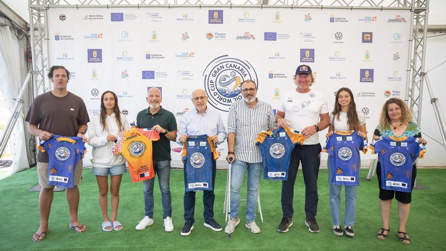 Más de 100 &#039;riders&#039; participan en el primer Mundial de Wingfoil de Gran Canaria