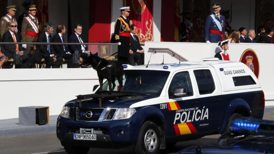 La Policía Nacional vuelve a desfilar en el Día de la Hispanidad