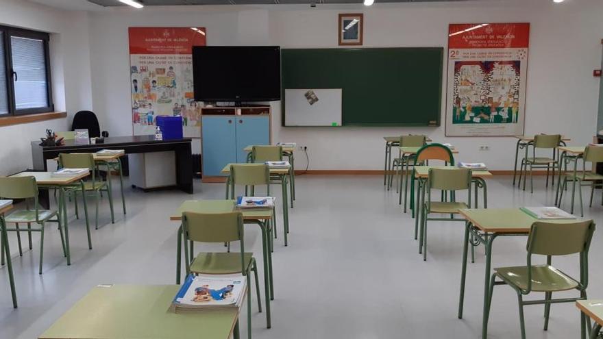 Un aula vacía de un colegio de Valencia
