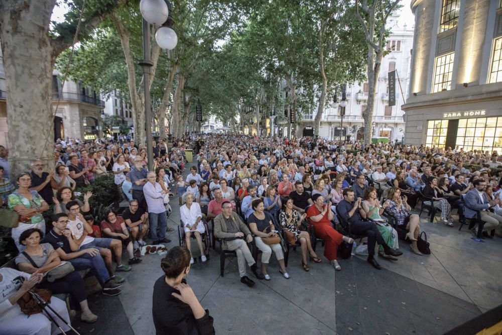 Es Born se rinde a Cap Pela y a la Simfònica