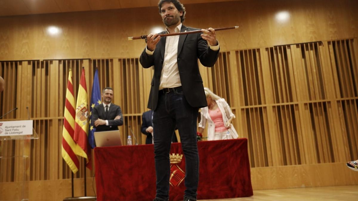 Oriol Bossa (ERC) releva a Lídia Muñoz (Comunes) como alcalde de Sant Feliu