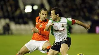 ¿Cuántos de ellos recuerdas? Este fue el once del Valencia CF en el último partido contra el Racing de Santander