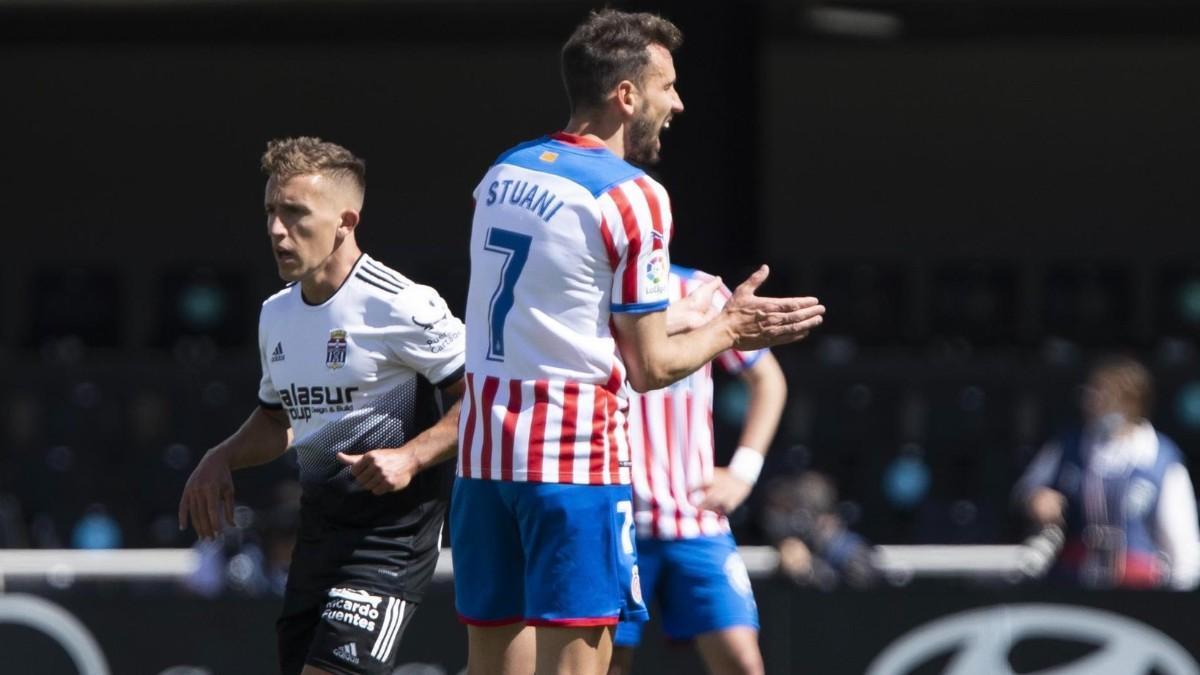 Stuani, durante el duelo contra el Cartagena