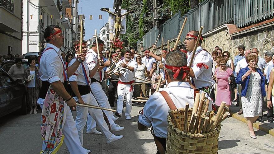 Toros, verbenas y tradición religiosa rodean al Cristo de Aldeanueva de la Vera