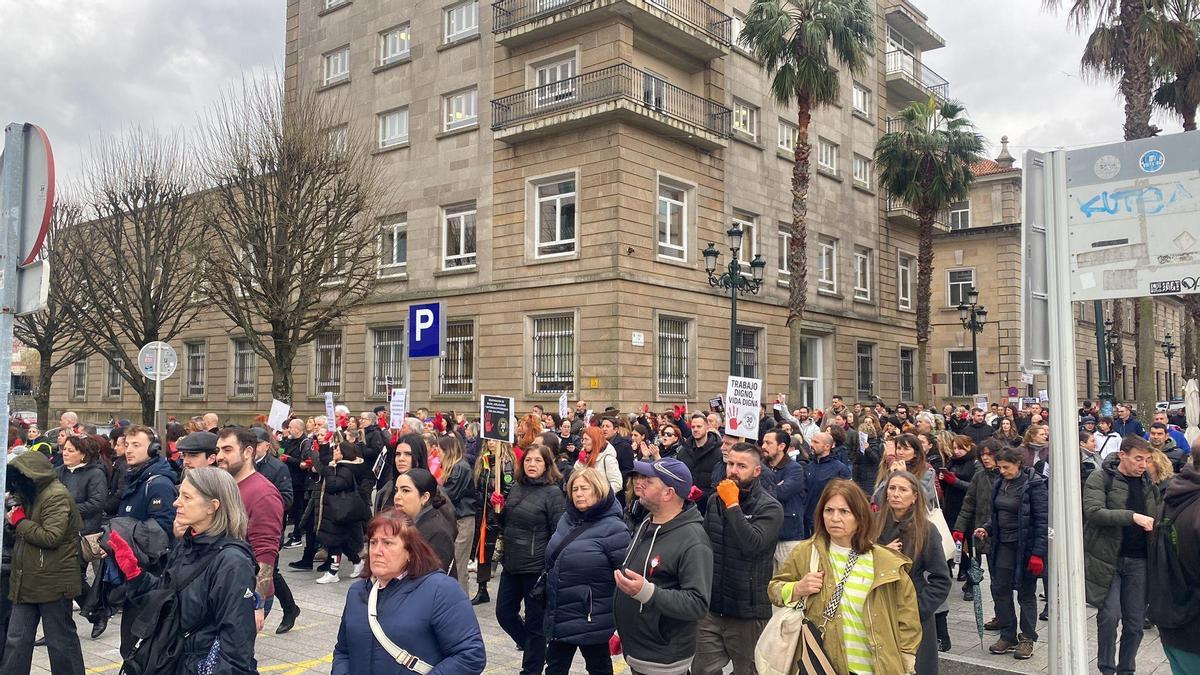 Autónomos salen a la calle en Vigo para defender sus derechos: «Basta ya»