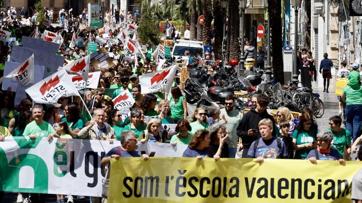 Manifestación educativa en València, el pasado lunes, 11 de mayo.