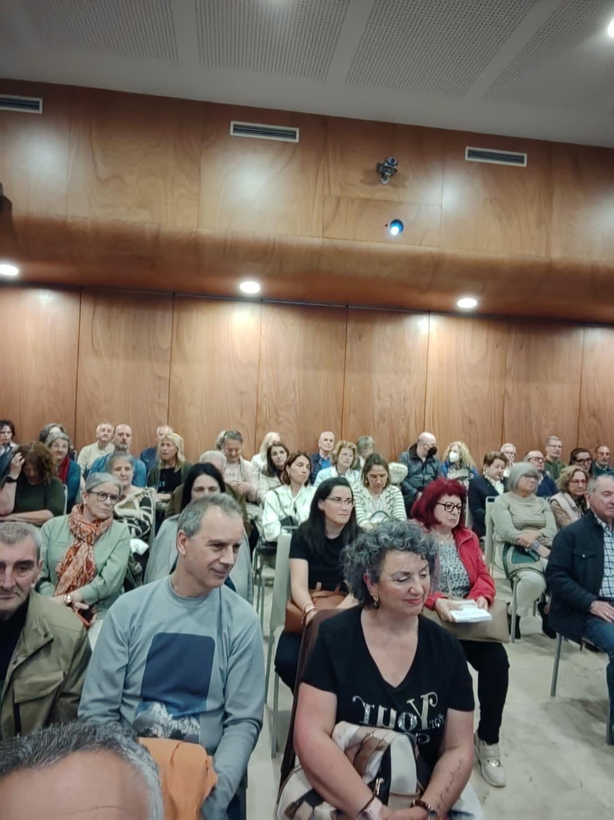 Público asistente a la conferencia.