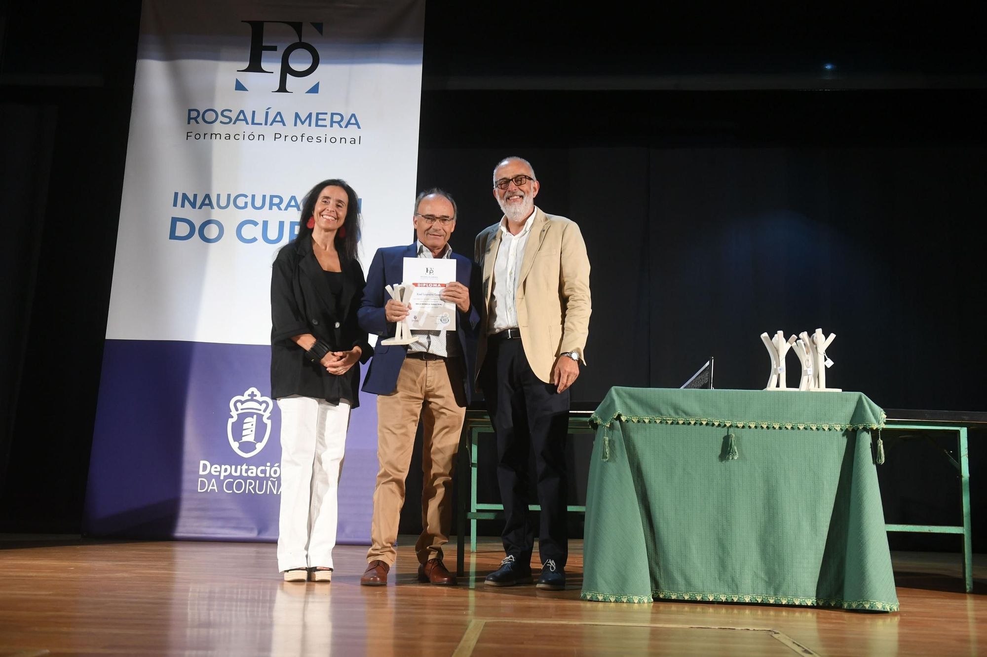 Primer día del curso 2024-25 en el IES Rosalía Mera de A Coruña