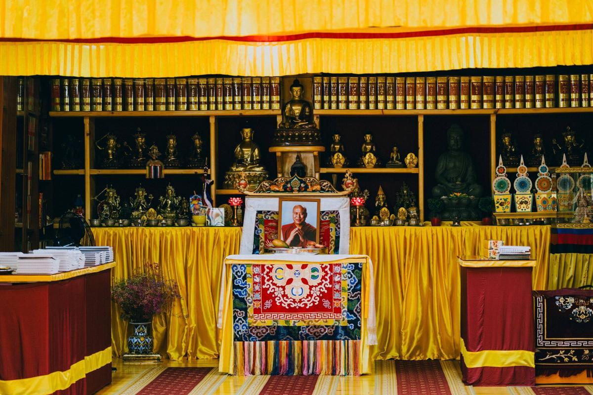 La reapertura del monasterio budista de San Amaro, en Ourense, en imágenes
