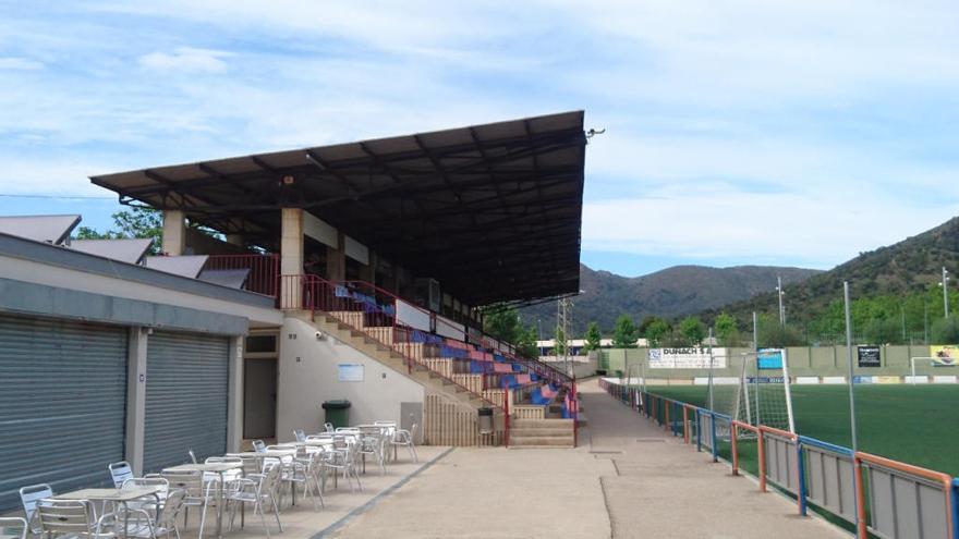 L&#039;Ajuntament vol substituir la coberta de l&#039;estadi municipal