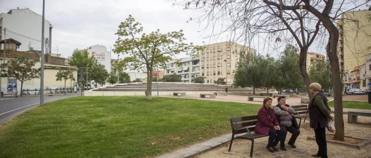 La policía vigilará el entorno de Donoso Cortés tras el tercer asalto a un menor