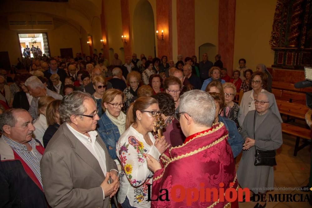 La Cruz de Impedidos pasa por el convento del Carm