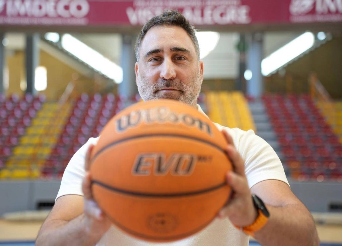 Gonzalo Rodríguez, entrenador del Coto Córdoba de Baloncesto.