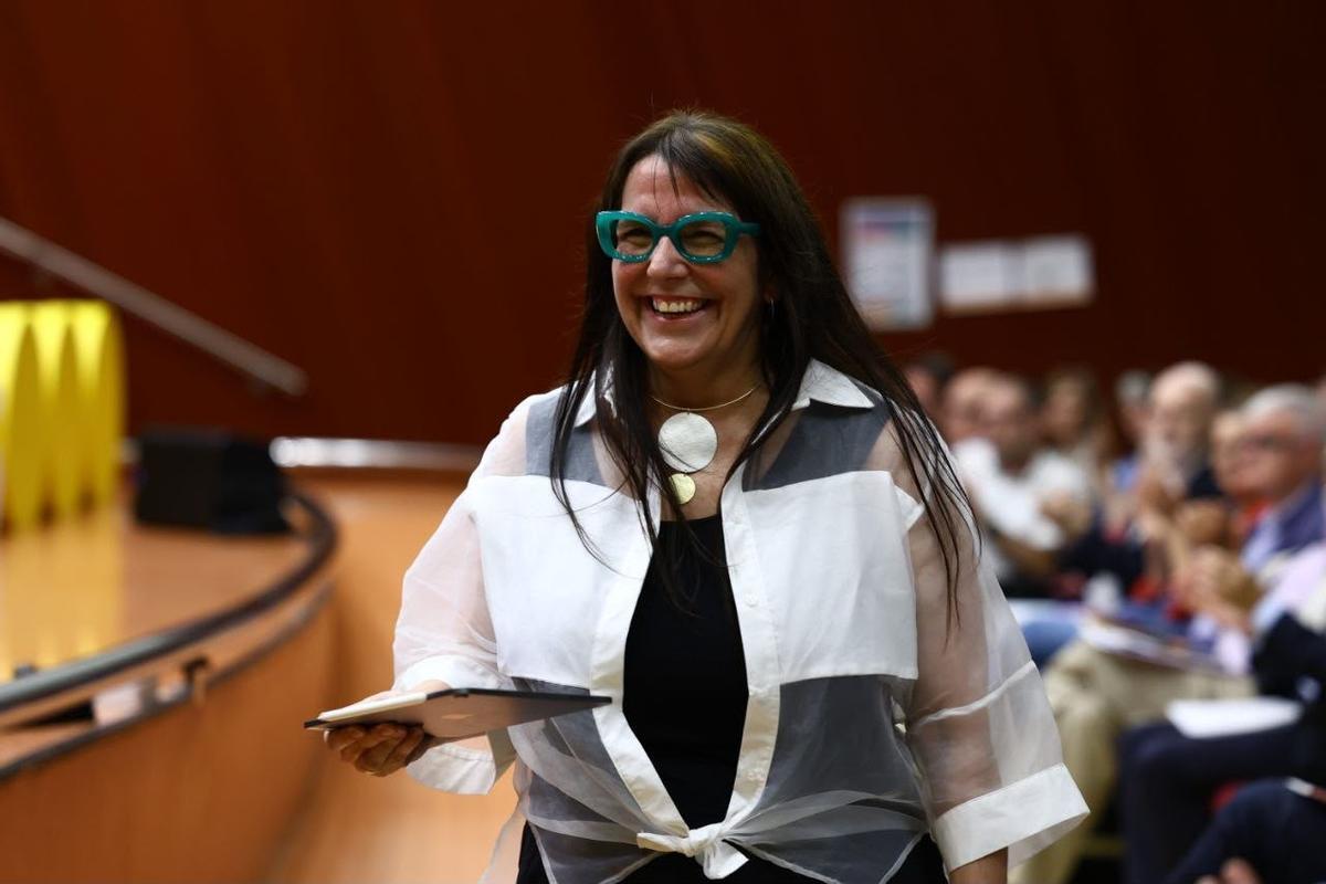 Marta Aymerich, en la asamblea de Abacus tras ser elegida presidenta