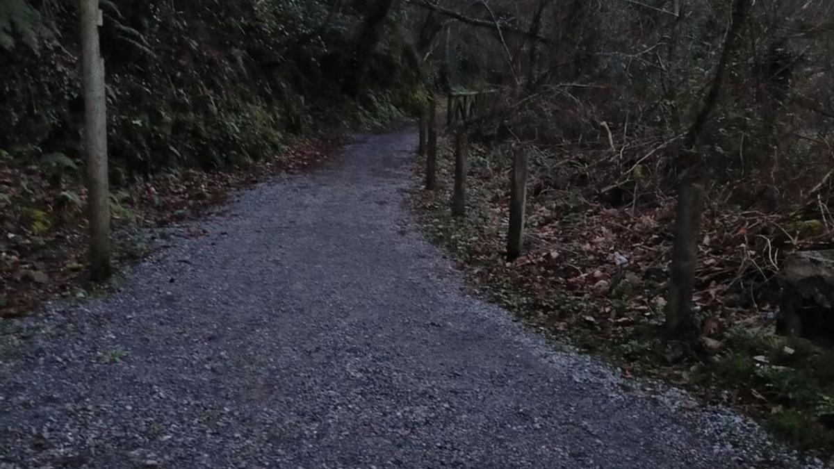 Piden mejoras en el paseo de La Campueta |