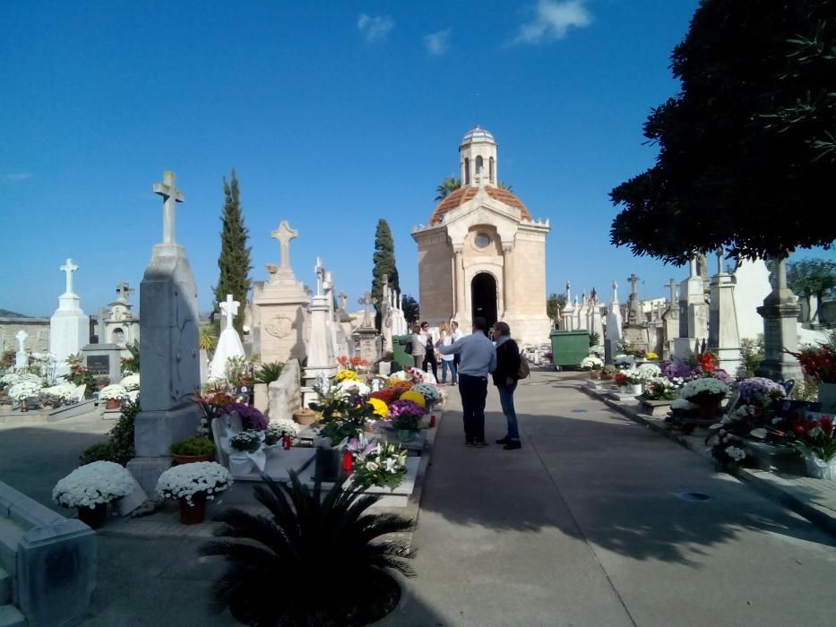 Visita a los cementerios de Mallorca