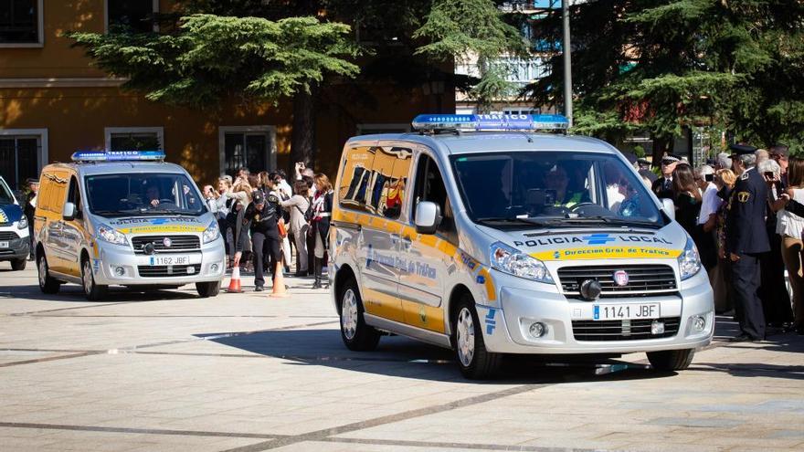 Los vehículos de la Policía Local para el control de velocidad.