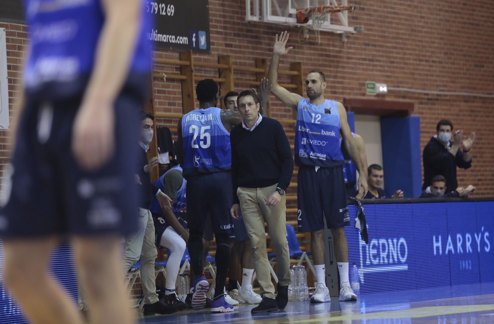 El Liberbank Oviedo Baloncesto gana por 90-73 al Tizona Burgos