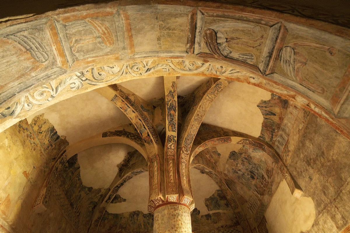 A esta ermita se la conoce popularmente como la Capilla Sixtina del arte mozárabe.