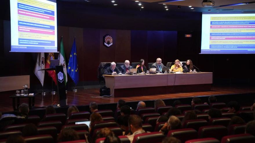 El rector de la UCO dice que &quot;cumplir el modelo de financiación es una cuestión de justicia para garantizar la calidad de la enseñanza&quot;