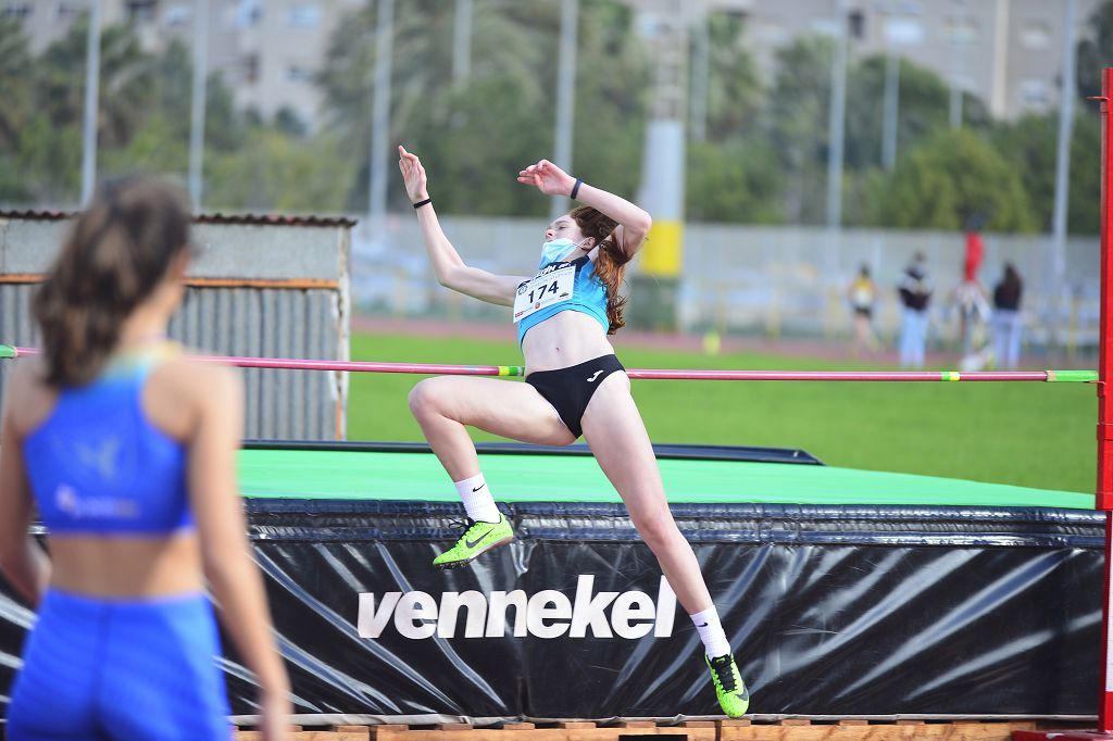 Pruebas de atletismo nacional en la pista de atletismo de Cartagena este domingo