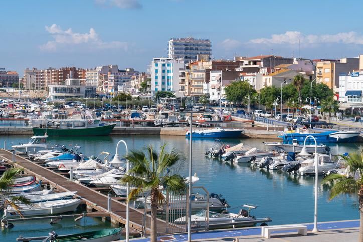 Puerto de la Ampolla, joya de este coqueto pueblo marinero.
