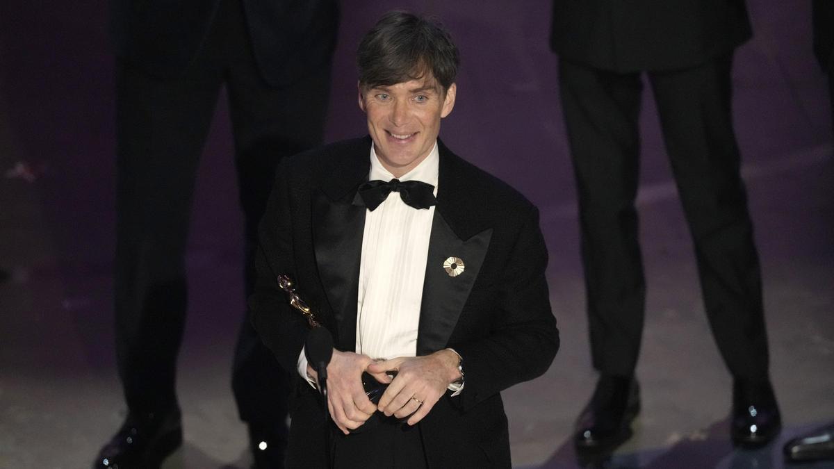 Cillian Murphy recoge el premio a la mejor interpretación como actor protagonista por Oppenheimer